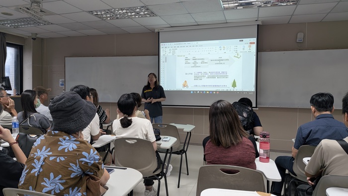 115學年度新生家長座談會-時間:2026/09/05 地點:大恩503。歡迎新生家長參加。圖片
