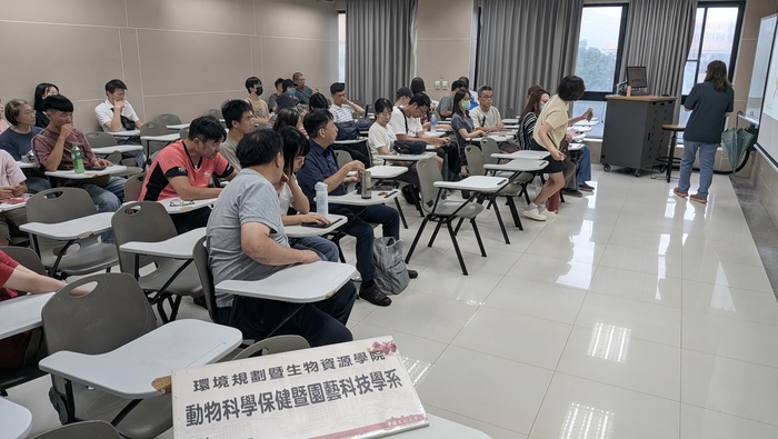 115學年度新生家長座談會-時間:2026/09/05 地點:大恩503。歡迎新生家長參加。圖片